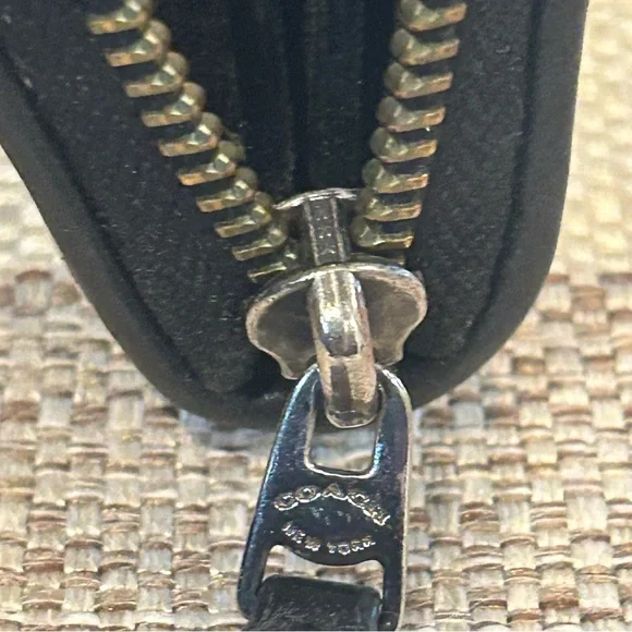 Coach 90’s Black Patchwork Full Zip Wallet - Picture 6 of 6